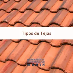 Detalle de varios tipos de tejas de barro, con un recuadro blanco que dice "Tipos de Tejas".