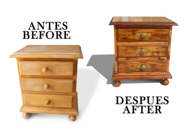 Mesitas de noche vintage antes y después de restaurar. La de la izquierda, sin tratar; la de la derecha, renovada con herrajes dorados.